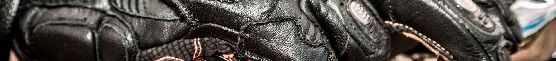 Should motorcycle gloves be mandatory